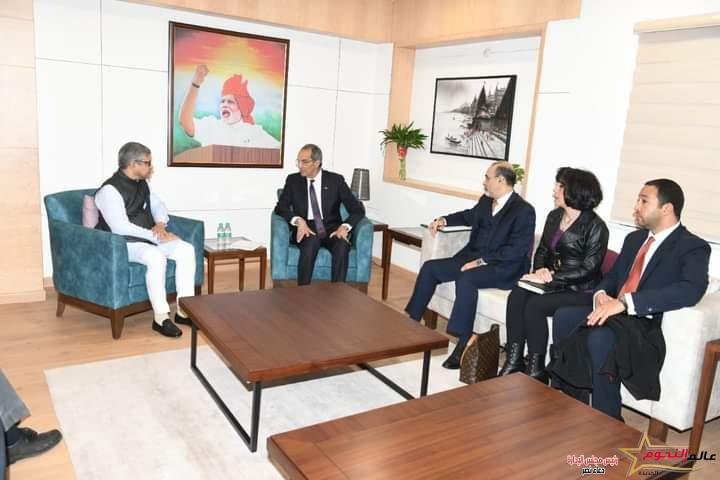 طلعت يبحث مع الوزير الفيدرالى للاتصالات والإلكترونيات وتكنولوجيا المعلومات الهندي