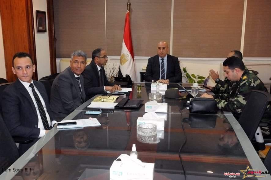 الجزار يتابع موقف منظومة الصرف الصحى ومشروعات الخطة الاستراتيجية لفصل وتجميع مياه الأمطار بالإسكندرية