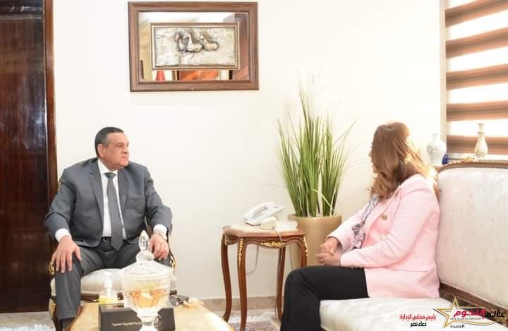 وزير التنمية المحلية يتابع مع محافظ دمياط الموقف التنفيذي لمشروعات "حياة كريمة"