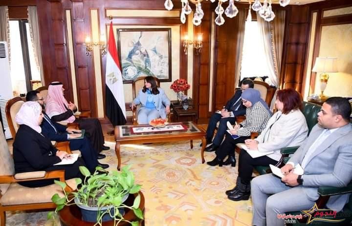 وزيرة الهجرة تستقبل الملحق العمالي السعودي بالقاهرة