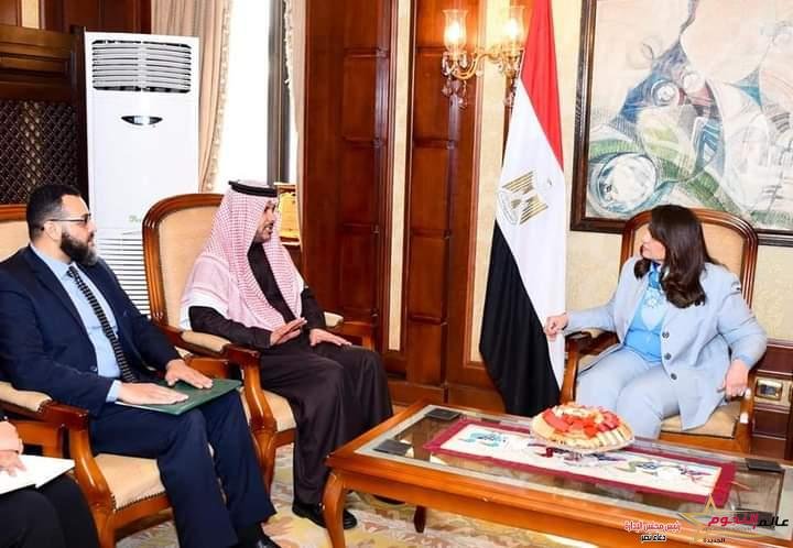 وزيرة الهجرة تستقبل الملحق العمالي السعودي بالقاهرة