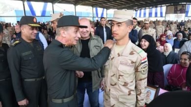 زكي يتفقد الكلية الحربية ويلتقي الطلبة المستجدين وأسرهم 