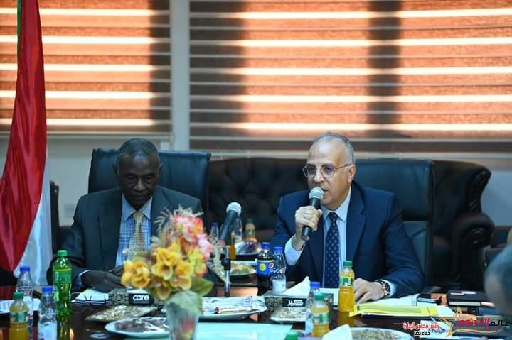 سويلم يصل لدولة السودان الشقيقة فى زيارة رسمية لمدة يومين