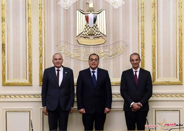 رئيس الوزراء يشهد توقيع مذكرة تفاهم بين حكومتي مصر وفلسطين 3 رئيس الوزراء يشهد توقيع مذكرة تفاهم بين حكومتي مصر وفلسطين
