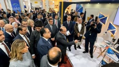 رئيس الوزراء يتفقد جناح الهيئة العامة للرقابة المالية بمعرض القاهرة الدولي للكتاب
