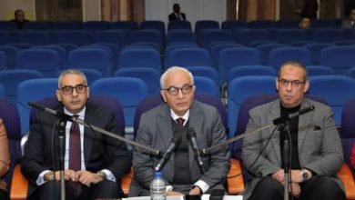 وزير التربية والتعليم يجتمع مع مديري مديريات التربية والتعليم عبر شبكة الفيديو كونفرانس