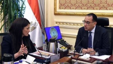 رئيس الوزراء يبحث مع وزيرة التعاون الدولي عددا من ملفات عمل الوزارة