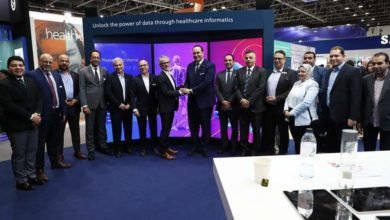 د. أحمد السبكي يتفقد أجنحة شركات التكنولوجيا الطبية والتحول الرقمي والذكاء الاصطناعي بمعرض الصحة العربي