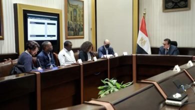 وزير الصحة يبحث مع وفد الاتحاد الإفريقي التعاون المستقبلي لتعزيز قدرات مصر في مجال إنتاج اللقاحات والأمصال