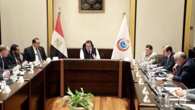 عبد الغفار يشدد على ميكنة وحوكمة الإجراءات الخاصة بمتابعة انتظام عمل العاملين بالمنشآت الصحية