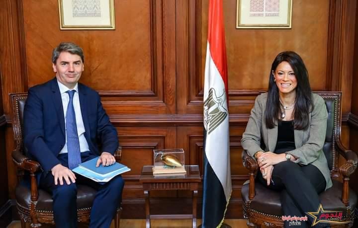 المشاط تستقبل بعثة بنك الاستثمار الأوروبي برئاسة مدير العمليات لدول الجوار بالبنك