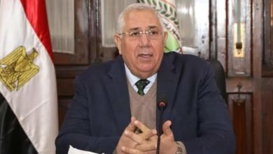 وزير الزراعة يبحث مع منتجي الدواجن استقرار الأسواق والحفاظ على الصناعة الاستراتيجية