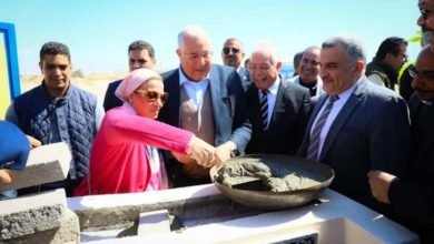 وزيرة البيئة تشهد وضع حجر الأساس لمشروع مركز الصيد التعاونى بمدينة الطور بجنوب سيناء