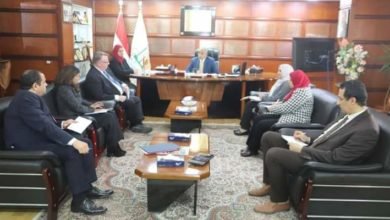 وزير القوى العاملة يَلتقي مدير منظمة العمل الدولي بالقاهرة
