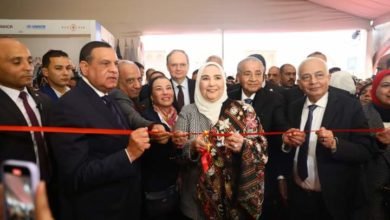 وزيرة البيئة تشارك في افتتاح معرض "ديارنا" للحرف اليدوية والتراثية 