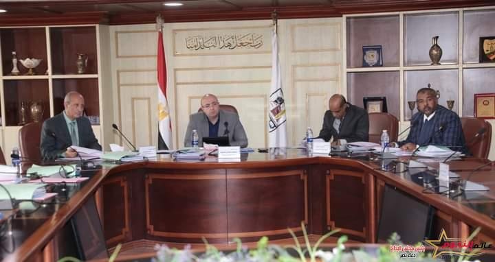 غنيم يترأس اجتماع اللجنة الدائمة لاختيار القيادات ببنى سويف