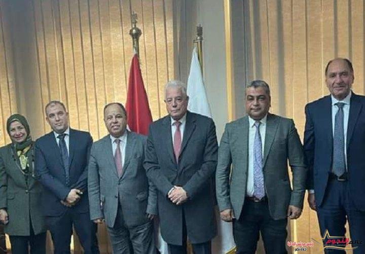 فوده يلتقي وزير المالية لبحث عدة موضوعات مالية هامة