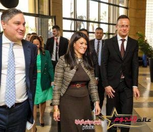 وزيرة التعاون الدولي ووزير الخارجية المجري يترأسان الجلسة الختامية لمنتدى الأعمال المصري المجري المشترك
