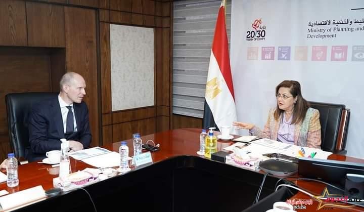 السعيد تبحث مع شركة كوبنهاجن للبنية التحتية سبل التعاون في الاستثمار بالمشروعات الخضراء بمصر