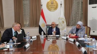 حجازي يبحث مع وفد الوكالة الأمريكية للتنمية تعزيز قدرات المعلمين وتنميتهم المهنية المستدامة