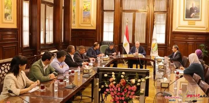 القصير يلتقي نائب وزير الزراعة في أوزبكستان لمتابعة تعزيز آليات التعاون الزراعي بين البلدين 