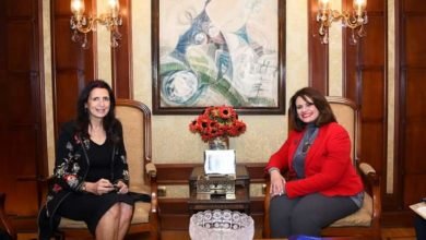 وزيرة الهجرة تستقبل المدير التنفيذي ومدير البرامج في "هيئة فولبرايت" بمصر