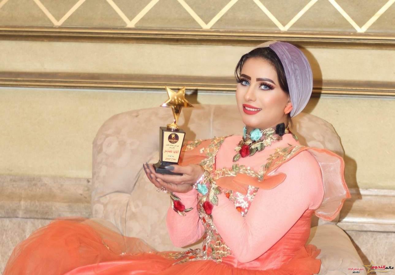 الإعلامية فاطمة ياسين تعرب عن سعادتها بنجاح الدورة الأولى لمهرجان "جولدن كوين"