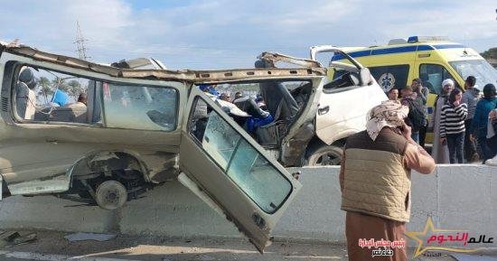 عاجل … مصرع 3 أشخاص فى حادث تصادم سيارتين نقل على طريق بنى سويف