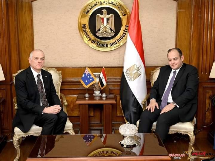 سمير يبحث مع سفير استراليا بالقاهرة سبل تنمية العلاقات الاقتصادية بين البلدين 2 سمير يبحث مع سفير استراليا بالقاهرة سبل تنمية العلاقات الاقتصادية بين البلدين