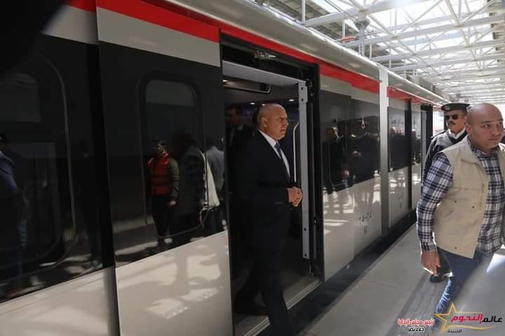 وزير النقل يتفقد انتظام العمل بمحطة عدلي منصور ويستقل أحد قطارات LRT 2 وزير النقل يتفقد انتظام العمل بمحطة عدلي منصور ويستقل أحد قطارات LRT