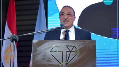 محافظ الإسكندرية يحتفل بعيد الأم واليوم العالمي للمرأة