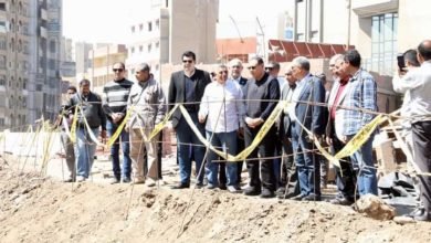 محافظ الشرقية يشهد أعمال صب السقف بالمرحلة الثالثة والأخيرة بنفق عرابي بمدينة الزقازيق 