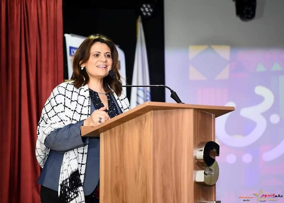 السفيرة سها جندي تؤكد على ضرورة اعتزاز الأجيال الجديدة بحضارتهم وبلدهم فهم قادة المستقبل