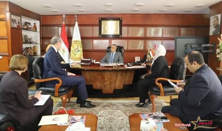 وزير القوى العاملة يلتقي سفير بيلاروسيا في القاهرة 