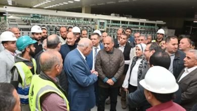 وزير قطاع الأعمال العام في جولة تفقدية بشركة غزل المحلة