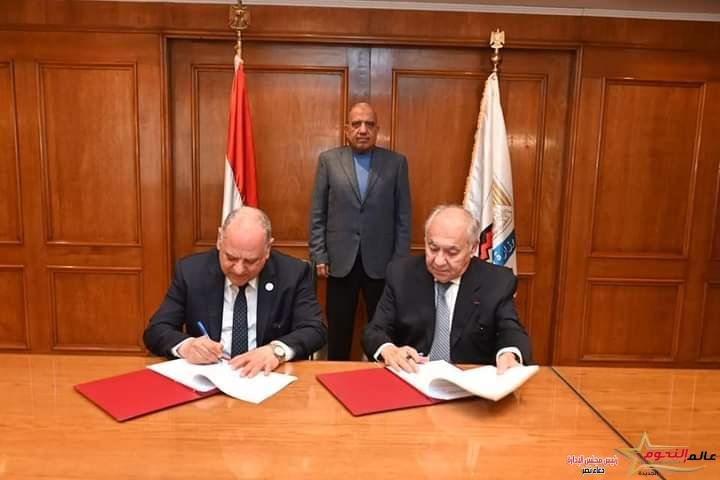وزير قطاع الأعمال العام يشهد توقيع مذكرة تفاهم لتطوير شركة النصر لصناعة المواسير