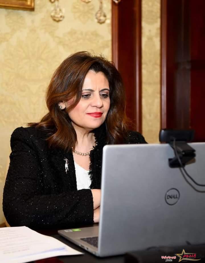 جندي تعقد اجتماعا بالفيديو كونفرانس مع ١٠٠ من الطلاب المصريين بالسودان للاطمئنان على أوضاعهم