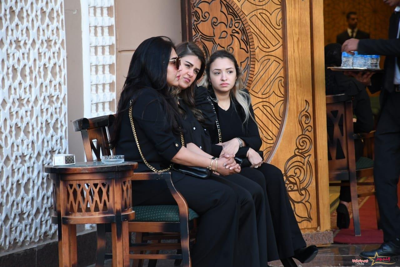 عزاء الفنان الراحل مصطفى درويش.. صور