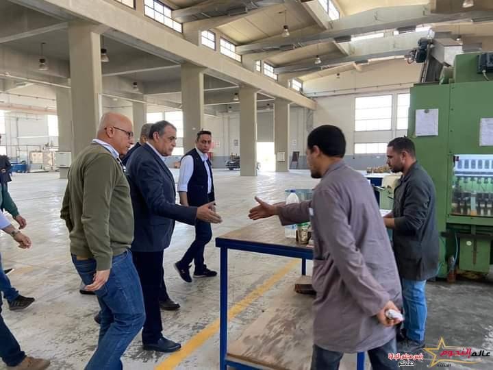 وزير الدولة للإنتاج الحربي يُجري زيارة مفاجئة لـ"أبو زعبل للصناعات المتخصصة" 