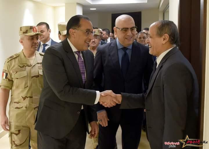 رئيس الوزراء يتفقد مقر وزارة الإسكان بالحي الحكومي 2 رئيس الوزراء يتفقد مقر وزارة الإسكان بالحي الحكومي