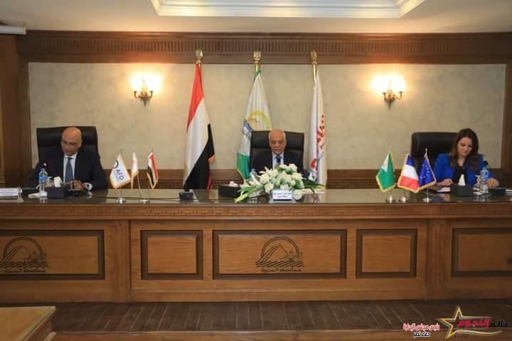 محافظ الجيزة: خطه العمل تشمل رصف وتطوير شوارع ورفع كفاءة مدارس بتمويل من الاتحاد الأوروبي والوكالة الفرنسية للتنمية