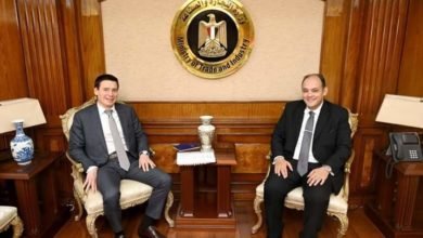 سمير يستعرض مع نظيره الأوراسي تطور مفاوضات اتفاق التجارة الحرة بين مصر والاتحاد الاقتصادي الأوراسي