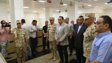 رئيس الوزراء يتفقد عدداً من مشروعات حياة كريمة بقرية "الودي" بمركز الصف بالجيزة