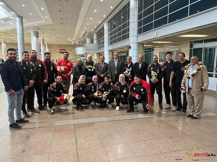 وزارة الشباب والرياضة تستقبل بعثة منتخب مصر رفع الأثقال 2 وزارة الشباب والرياضة تستقبل بعثة منتخب مصر رفع الأثقال