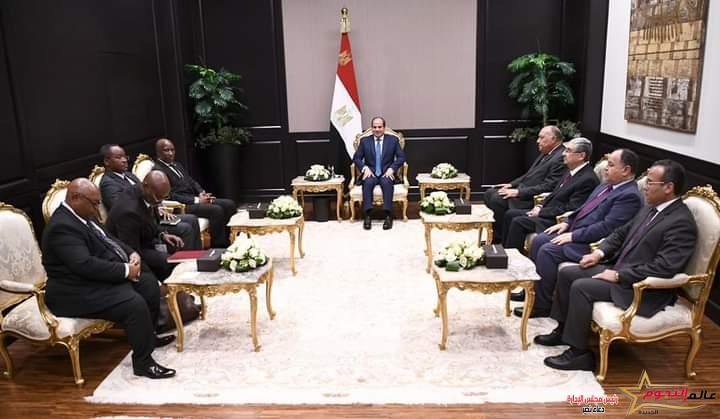 السيسي يلتقي السيد جيرفيه ندير أكوبوكا رئيس وزراء جمهورية بوروندي 2 السيسي يلتقي السيد جيرفيه ندير أكوبوكا رئيس وزراء جمهورية بوروندي