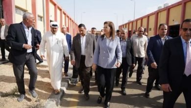 وزيرة التخطيط والتنمية الاقتصادية تتفقد منطقة الورش الحرفية بالعريش خلال زيارتها اليوم لشمال سيناء