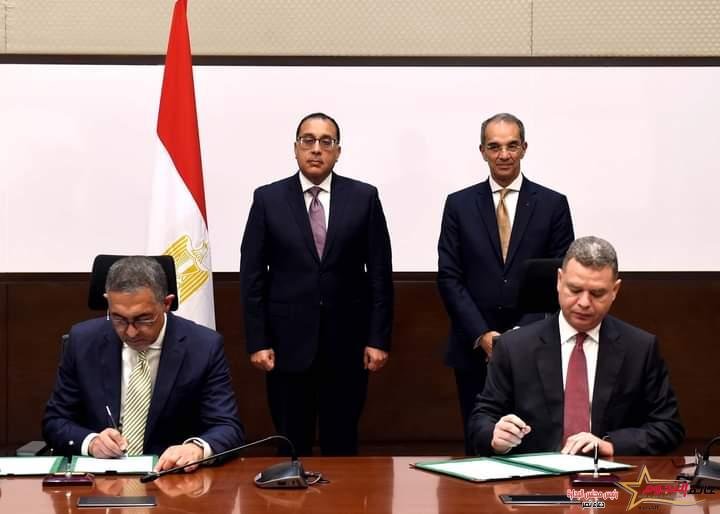 رئيس الوزراء يشهد مراسم توقيع بروتوكول تعاون بشأن دعم شركات قطاع تكنولوجيا المعلومات