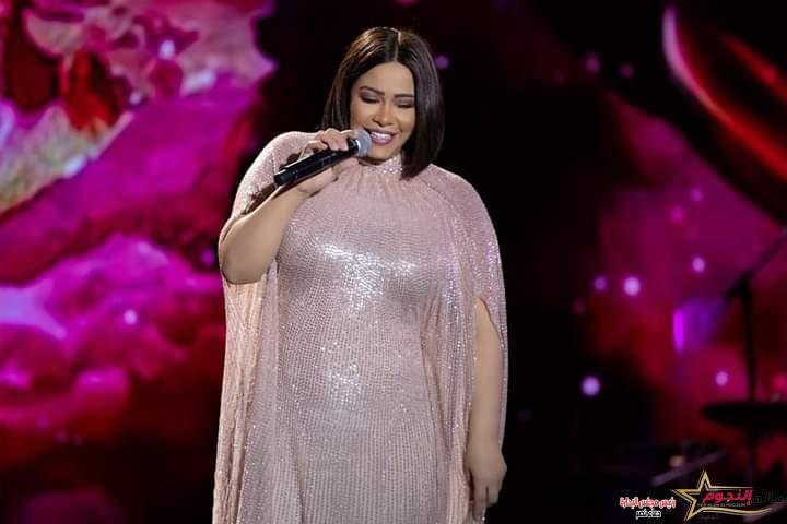 بعد نجاح حفلها في جدة " شيرين" تتوجه برسالة إمتنان للمستشار تركي آل الشيخ.. وتكشف عن جديدها مع روتانا