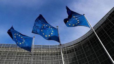 فرنسا تصوت بإلزام رفع علم الإتحاد الأوروبى على المبانى العامة