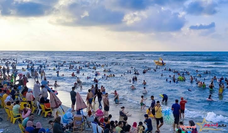 مصيف بلطيم يستقبل آلاف المصطافين في ثالث أيام عيد الأضحى المبارك 2023